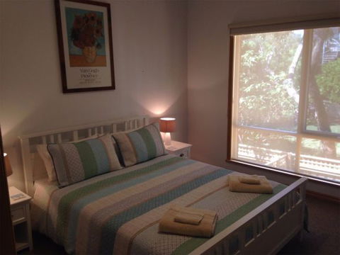 Flinders Beach Retreat Queenscliff - Whitsundays Accommodation 3