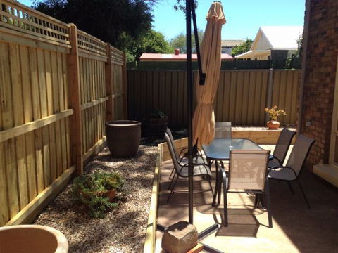 Flinders Beach Retreat Queenscliff - Whitsundays Accommodation 6