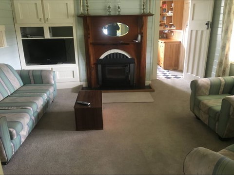 Fred's Place,  Derby - Whitsundays Accommodation 4