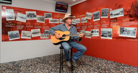 Goldfields Hotel And Finnigan's Rest - Whitsundays Accommodation 1