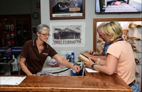 Goldfields Hotel And Finnigan's Rest - Whitsundays Accommodation 2