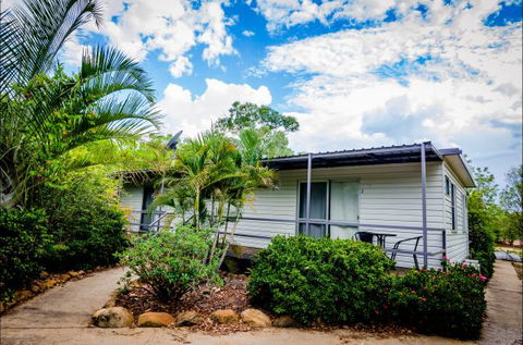 Goldfields Hotel And Finnigan's Rest - Whitsundays Accommodation 7