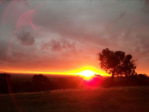 Heathcote Views Bed & Breakfast - Whitsundays Accommodation 2