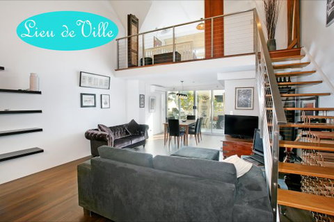 Lieu De Ville Suite - Whitsundays Accommodation 0