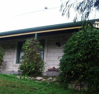 The Cottage Bed and Breakfast - Whitsundays Accommodation