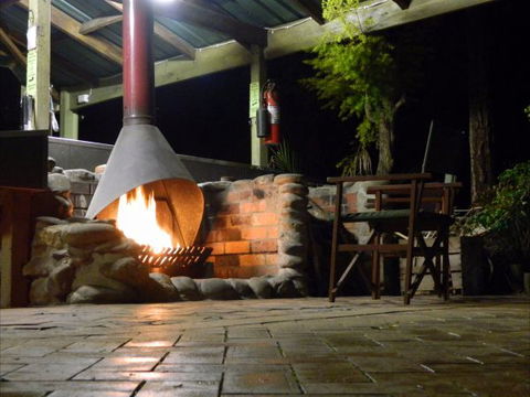 Melaleuca Grove Holiday Units & Motor Inn - Whitsundays Accommodation 2