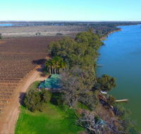 Mundic Waterfront Cottages - Whitsundays Accommodation