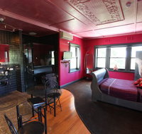 Oakdene Vineyards Guesthouse - Whitsundays Accommodation
