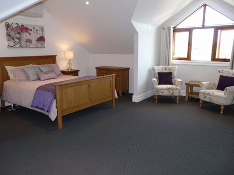 Paringa Grove Homestead - Whitsundays Accommodation 5