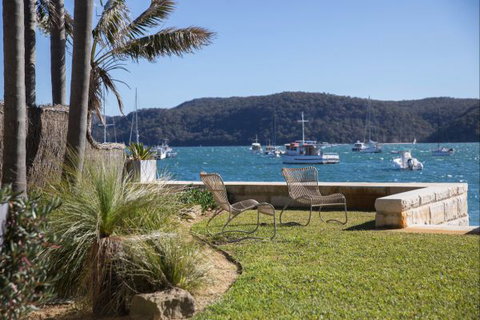 Pittwater Beach House - Whitsundays Accommodation 1