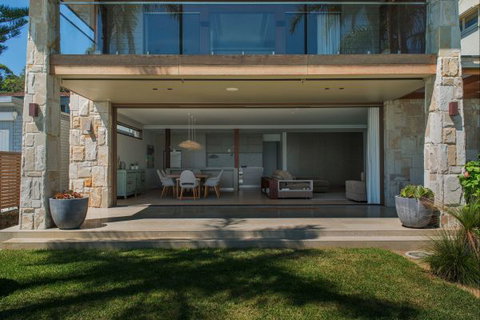 Pittwater Beach House - Whitsundays Accommodation 9