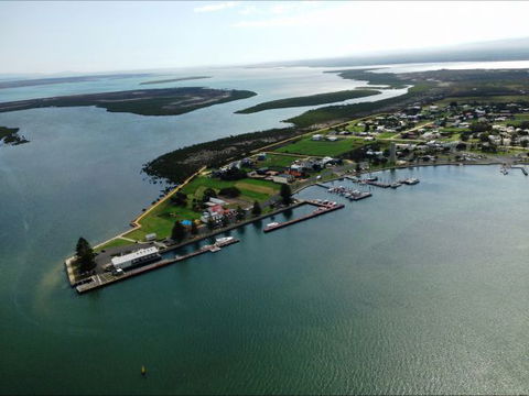 Port Albert Motel - Whitsundays Accommodation 3