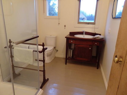 Quartz Cottage - Whitsundays Accommodation 5