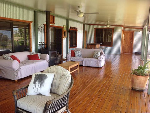 Riverside Farm Retreat B And B - Whitsundays Accommodation 8