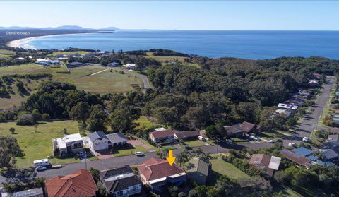 Sea And Tee - Seaside Hideaway - Whitsundays Accommodation 0