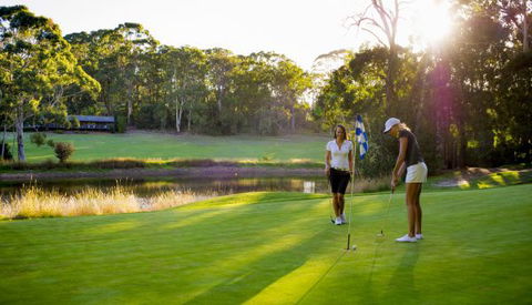 The Stirling Golf Club Motels - Whitsundays Accommodation 1