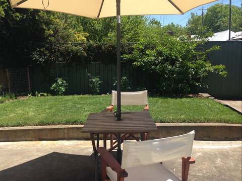 The Gold House - Whitsundays Accommodation 9