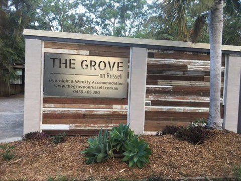 The Grove On Russell - Whitsundays Accommodation 0