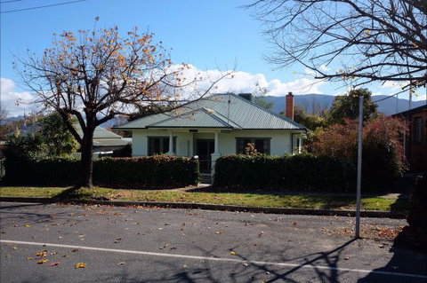 The Croft - Whitsundays Accommodation 0