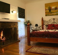 Tudor Cottages Mount Dandenong - Whitsundays Accommodation