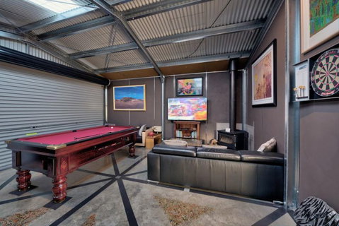 Freycinet Rentals - Whitsundays Accommodation 1