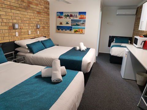 Beerwah Motor Lodge - Whitsundays Accommodation 2