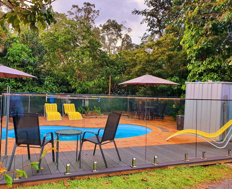 Beerwah Motor Lodge - Whitsundays Accommodation 7