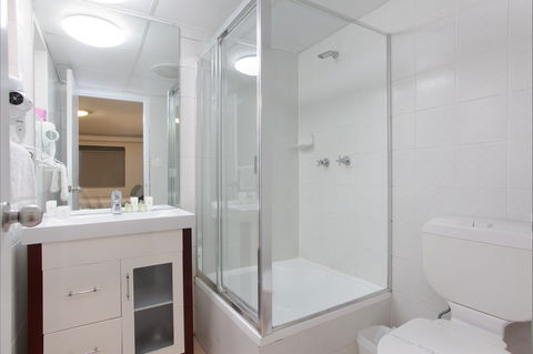 Central Railway Hotel - Whitsundays Accommodation 5
