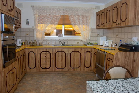 Chrissie's Palace - Whitsundays Accommodation 1