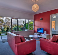 Cove Beach Apartment 1 - Whitsundays Accommodation