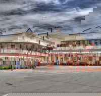 Ganmain Hotel - Whitsundays Accommodation