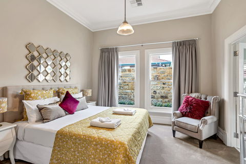 Grandview Accommodation - The Elm Tree Apartments - Whitsundays Accommodation 2