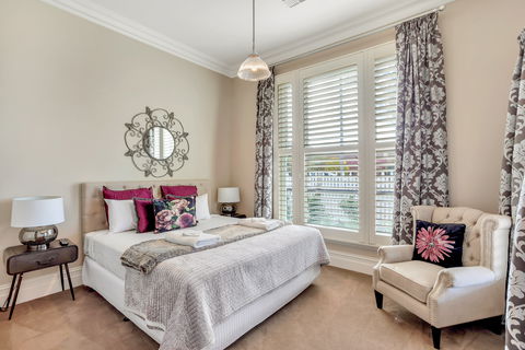 Grandview Accommodation - The Elm Tree Apartments - Whitsundays Accommodation 6