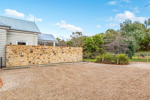 Grandview Accommodation - The Elm Tree Apartments - Whitsundays Accommodation 7