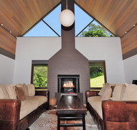 Yeola - Whitsundays Accommodation