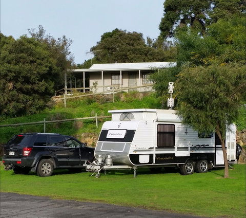 Lakeside Tourist Park - Whitsundays Accommodation 4
