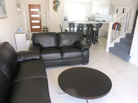 Oaklands Junction - Whitsundays Accommodation 1