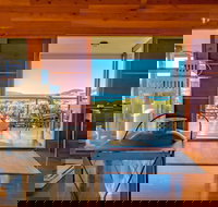 Palana Beach House - Whitsundays Accommodation