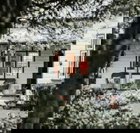 Russley Rural Retreat - Whitsundays Accommodation