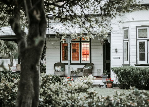 Russley Rural Retreat - Whitsundays Accommodation 0