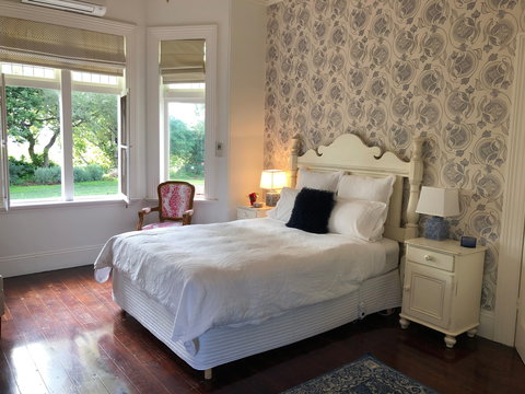 Russley Rural Retreat - Whitsundays Accommodation 1