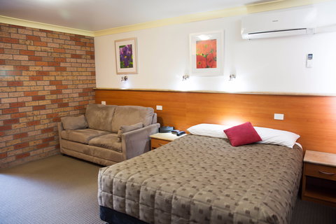 Scone Motor Inn And Apartments - Whitsundays Accommodation 2