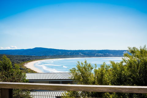 The Love Shack: Pambula Beach - Whitsundays Accommodation 0