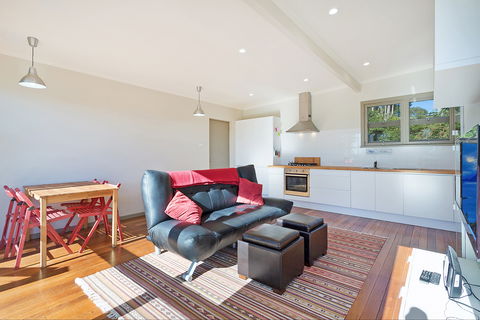 The Love Shack: Pambula Beach - Whitsundays Accommodation 9