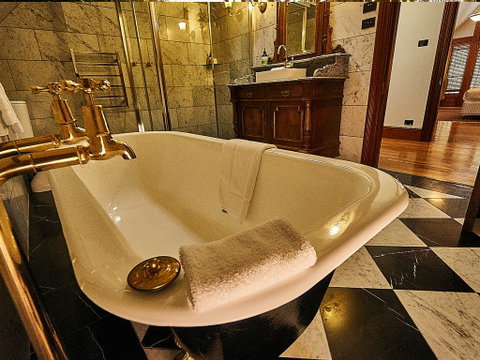 The Regents Park - Whitsundays Accommodation 2