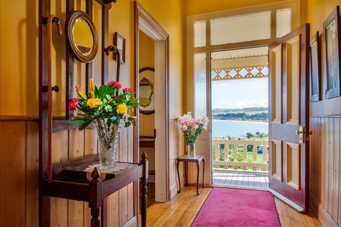 Abbey's Spa Cottage - Whitsundays Accommodation 2