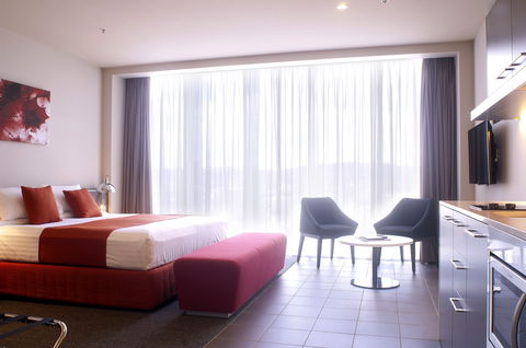 Abode Woden - Whitsundays Accommodation 0