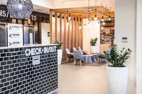 Abode Woden - Whitsundays Accommodation 3