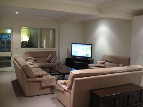 Ajax Ski Club - Whitsundays Accommodation 3