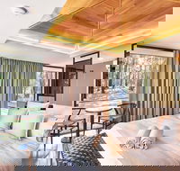 Amaroo Retreat and Spa - Whitsundays Accommodation